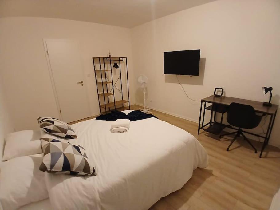 Appartement F1 Orchidee Mulhouse Buitenkant foto